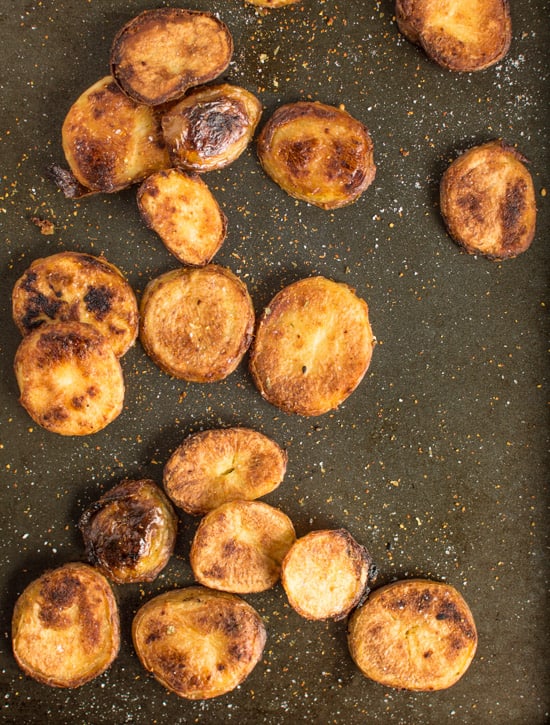 Spicy Crispy Roasted Potatoes | clube.futebolmilionario.com