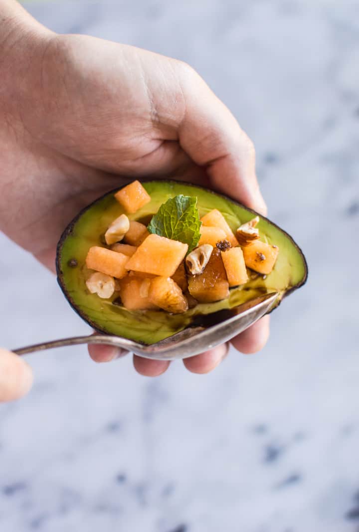 Avocado Cantaloupe Bowls with Pomegranate Balsamic Reduction - paleo, whole30, gluten-free, vegan | clube.futebolmilionario.com