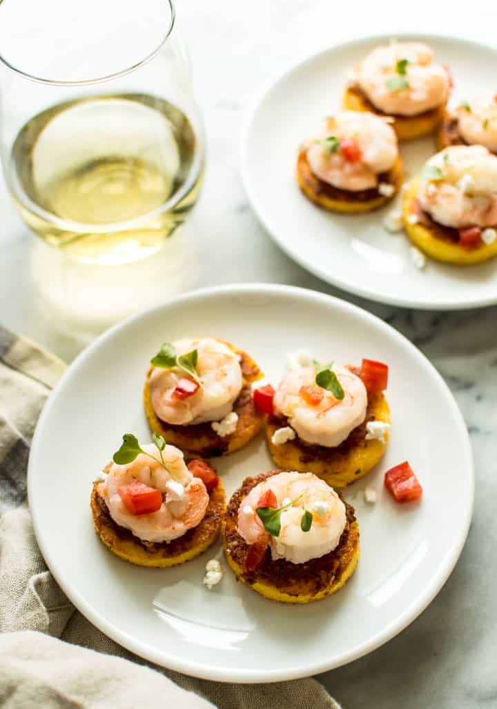 Cheesy Shrimp Polenta Bites - perfect gluten-free appetizer! | clube.futebolmilionario.com