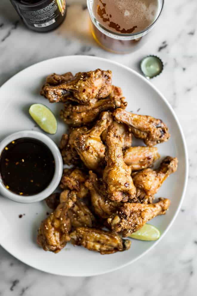 Cracklin' Honey Chili Lime Baked Chicken Wings - easy appetizer for all our parties! by Lisa Lin of clube.futebolmilionario.com