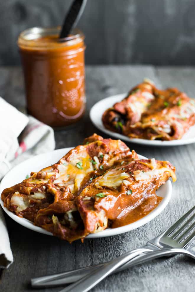 Easy Chicken Enchiladas - ready in 45 minutes and 8 ingredients! Perfect healthy weeknight meal! by @healthynibs