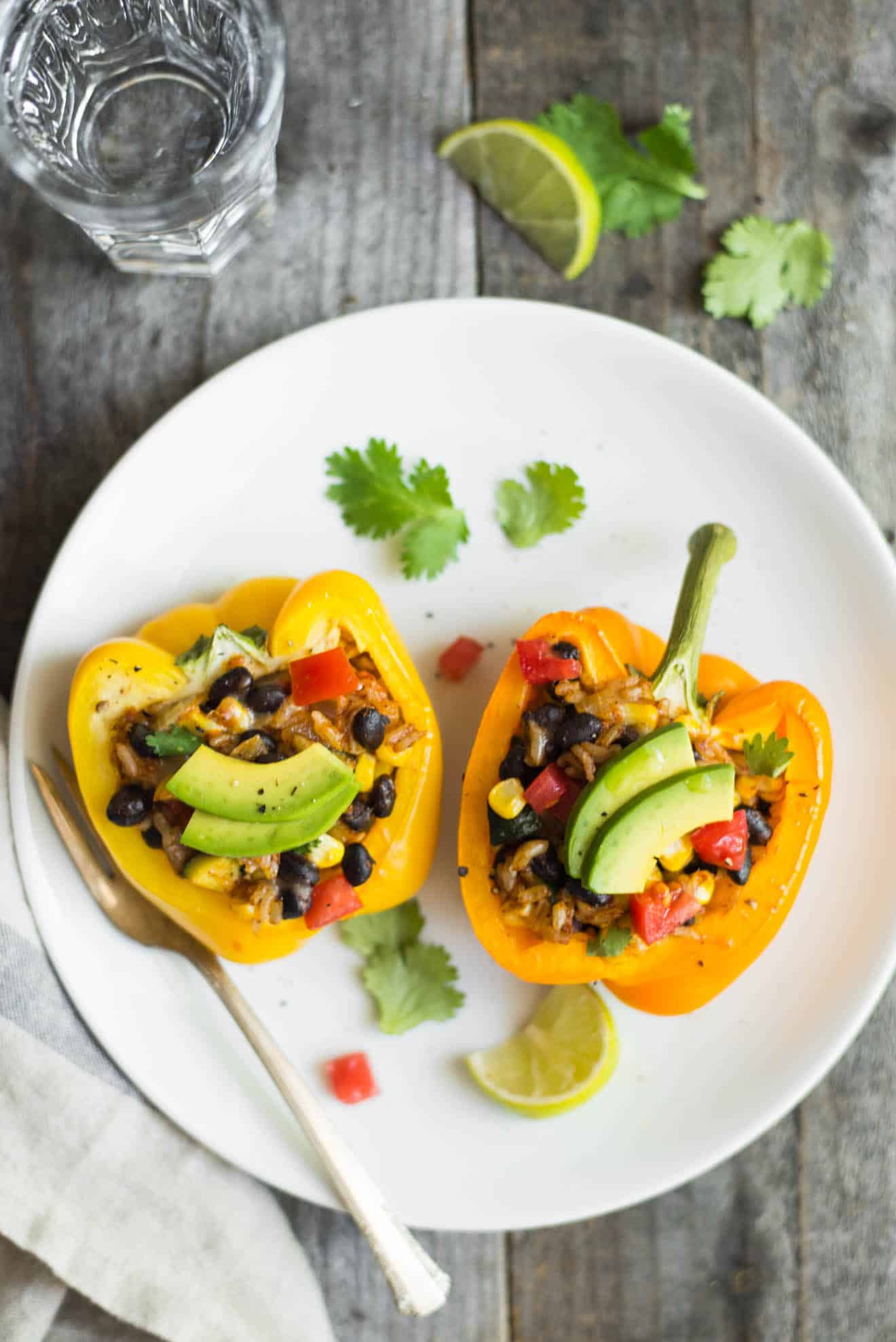 Mexican Rice Stuffed Peppers - a healthy, gluten-free dinner that is ready in 45 minutes. (409 calories per serving) by @healthynibs