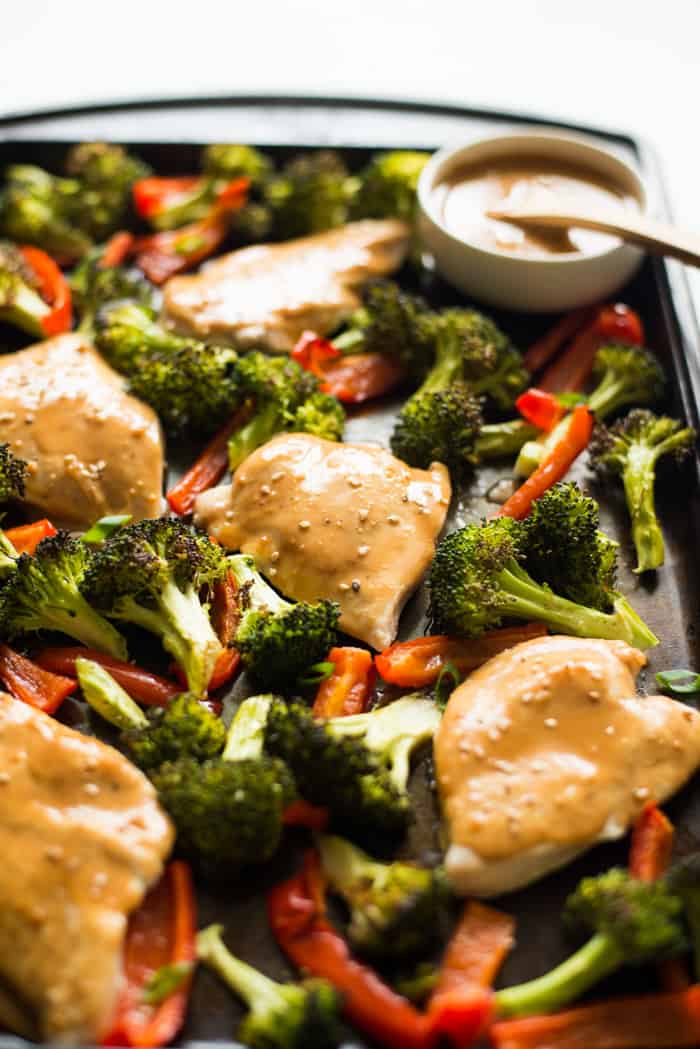 Roasted Chicken Sheet Pan Dinner with Roasted Vegetables by @healthynibs