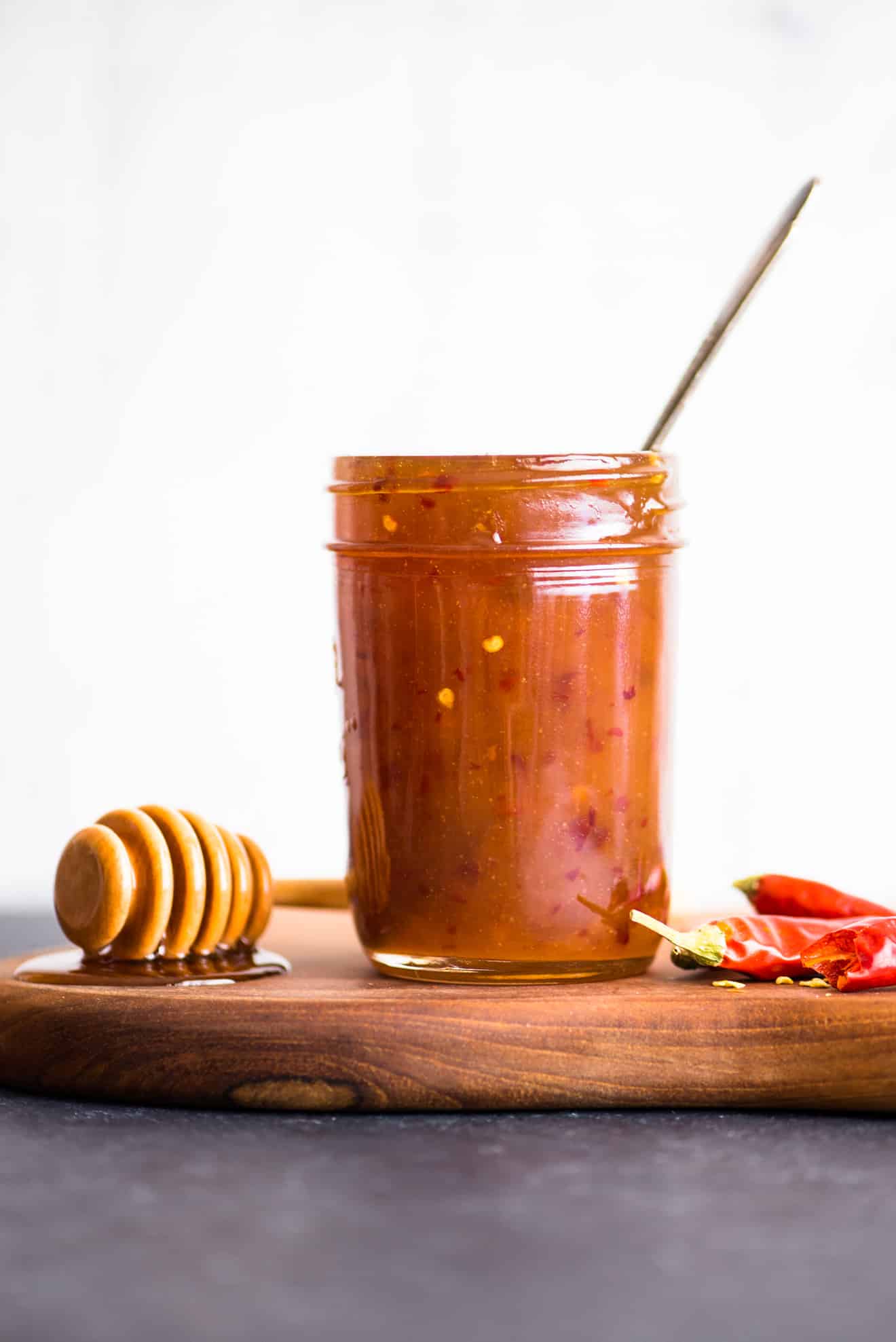 A healthier sweet chili sauce recipe made with honey. It takes less than 10 minutes to prepare and it's great for stir fries or as a dipping sauce for appetizers!