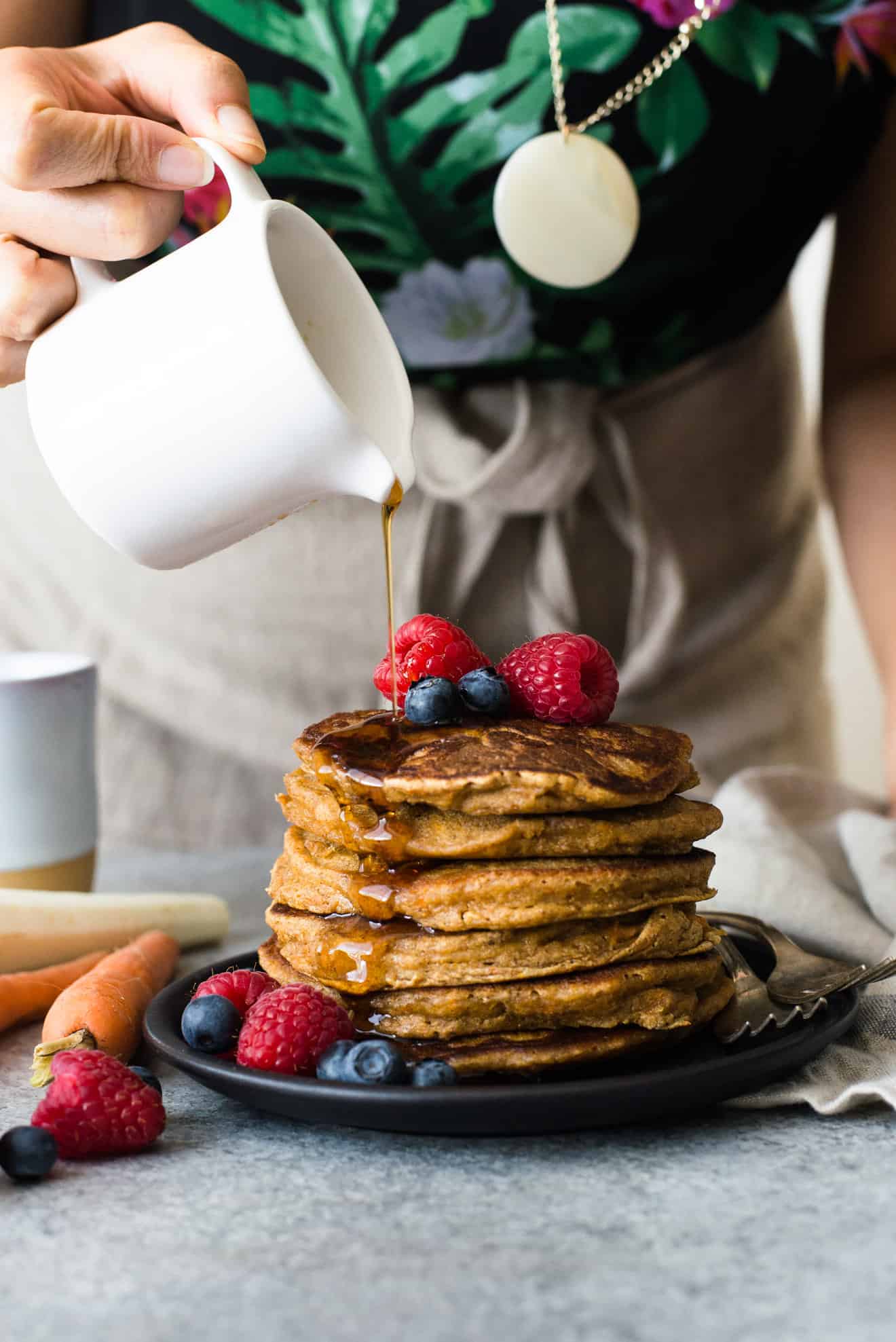 GLUTEN-FREE Oat Flour Pancakes with Carrots and Parsnips - sneak in more vegetables with these healthy breakfast pancakes!