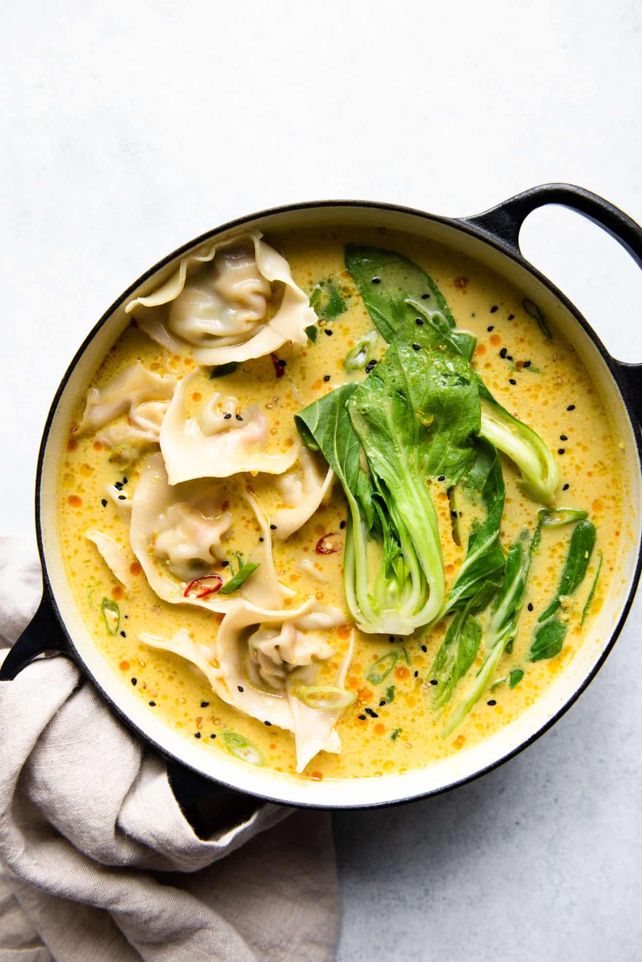 Yellow Curry Wonton Soup Recipe (Vegetarian Dumplings)