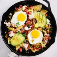 Loaded Breakfast Nachos - easy gluten-free meal in 20 minutes! Perfect for brunch