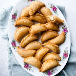 Cantonese Sweet Fried Dumplings (Gok Zai/Yau Gok)