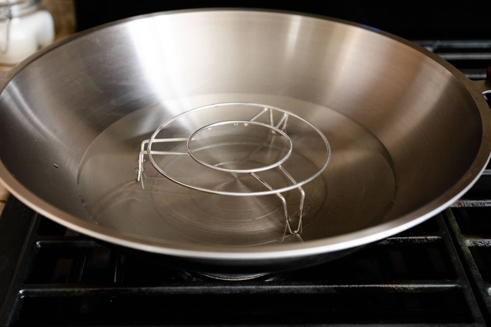 Wok and steaming rack